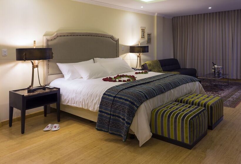 ホテル Medina Del Lago