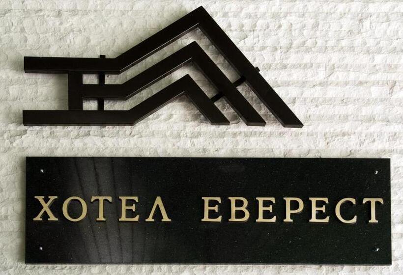 בית מלון כפרי Everest