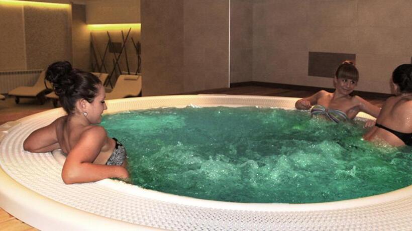 בית מלון כפרי Everest