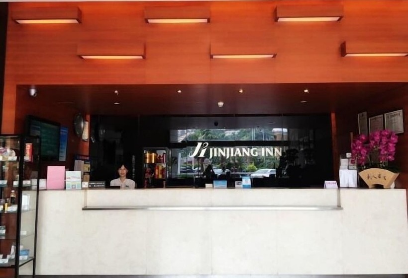 호텔 Jinjiang Inn Qingyuan Qingxin Avenue Mountain View