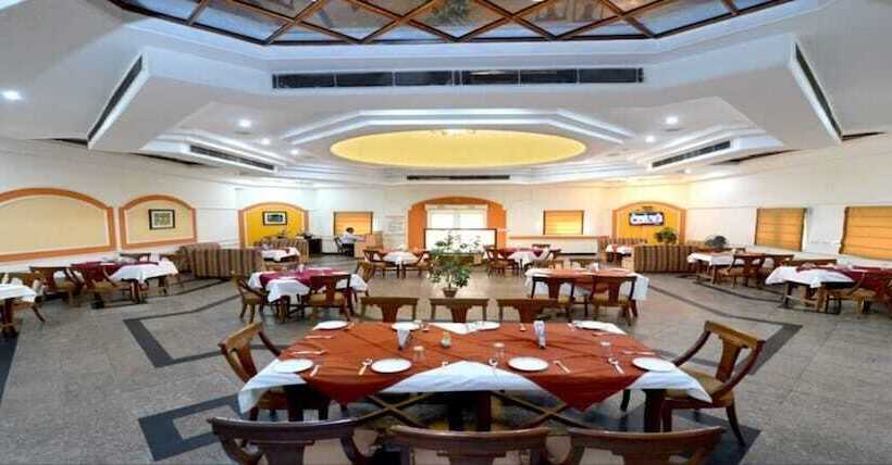 Отель Ethnic India Tourist Resort