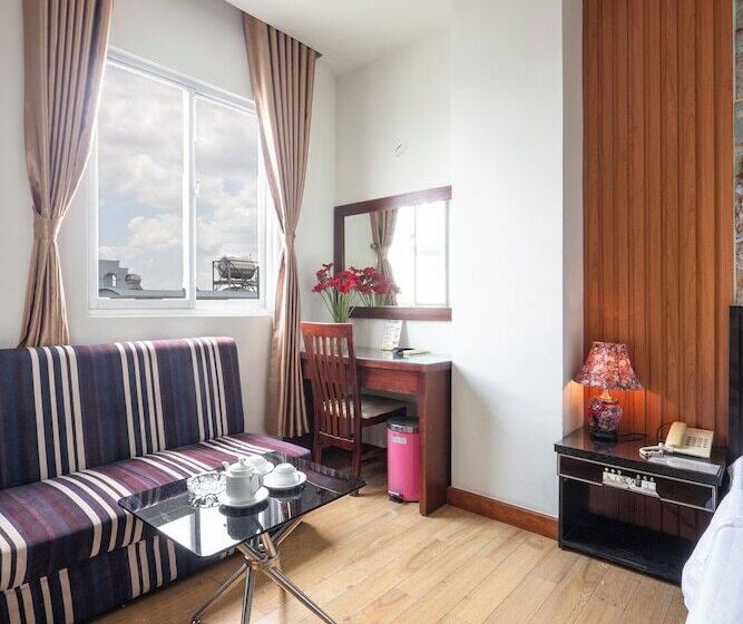 هتل Thien Phu Logia