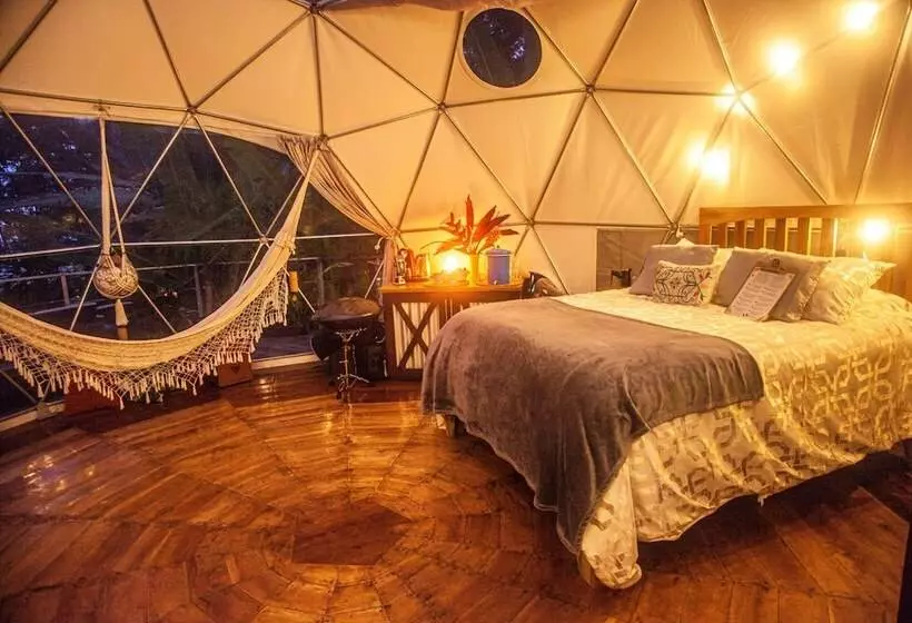 Aamiaismajoitus (B&B) Faith Glamping Dome Costa Rica
