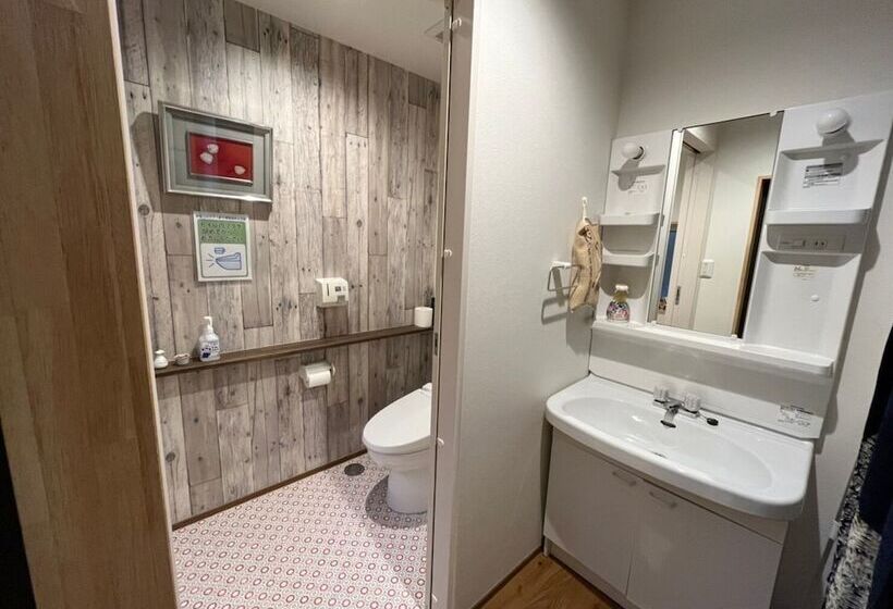 فندق صغير Kanazawa Guesthouse Stella