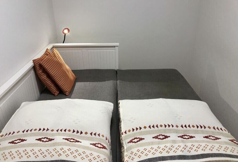 فندق صغير Kanazawa Guesthouse Stella