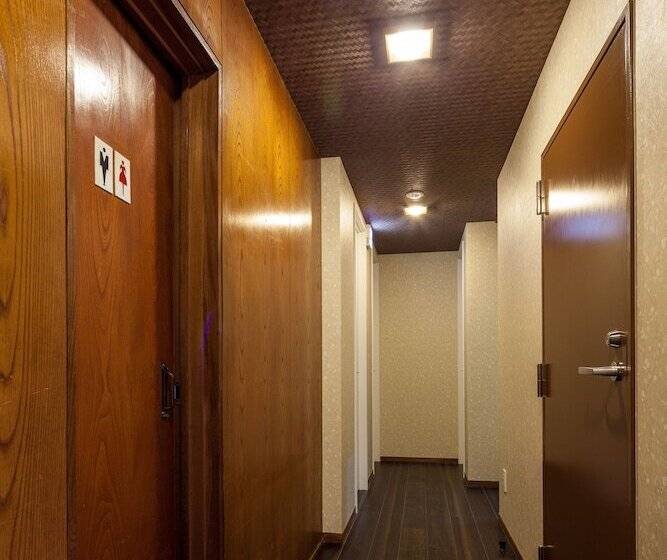 ユースホステル Osaka Guest House Sakura