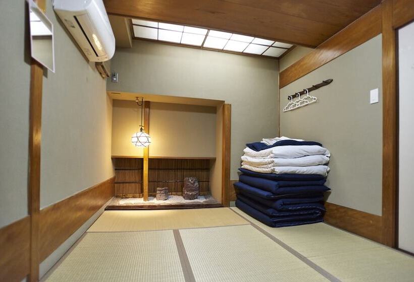 ユースホステル Osaka Guest House Sakura