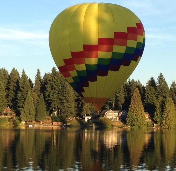 Cottage Lake Bed And Breakfast