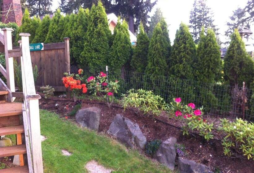 Cottage Lake Bed And Breakfast