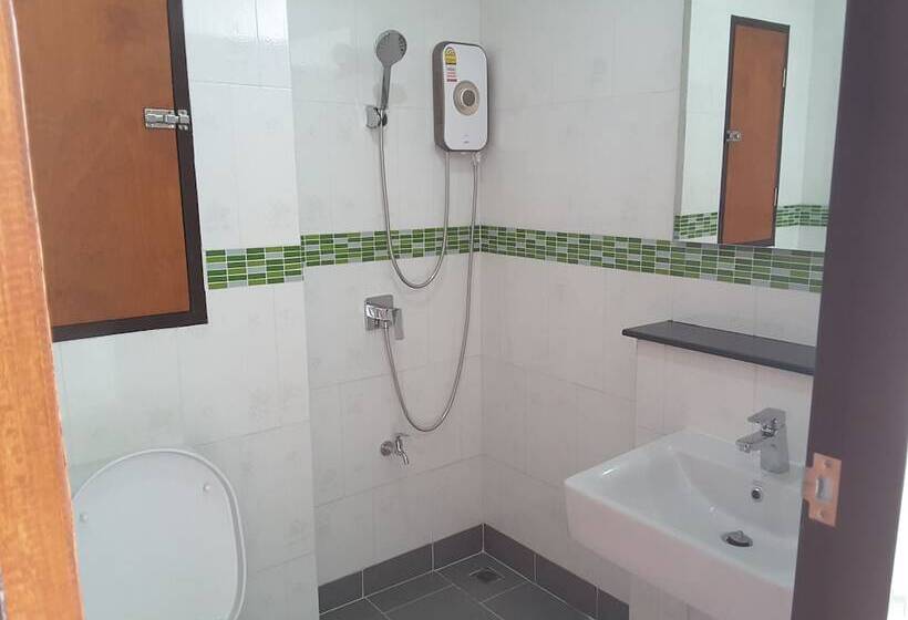 ホテル Apartment Khunpa