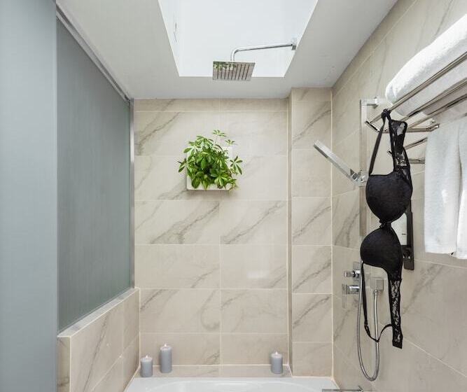 هتل Bello & Bella Boutique