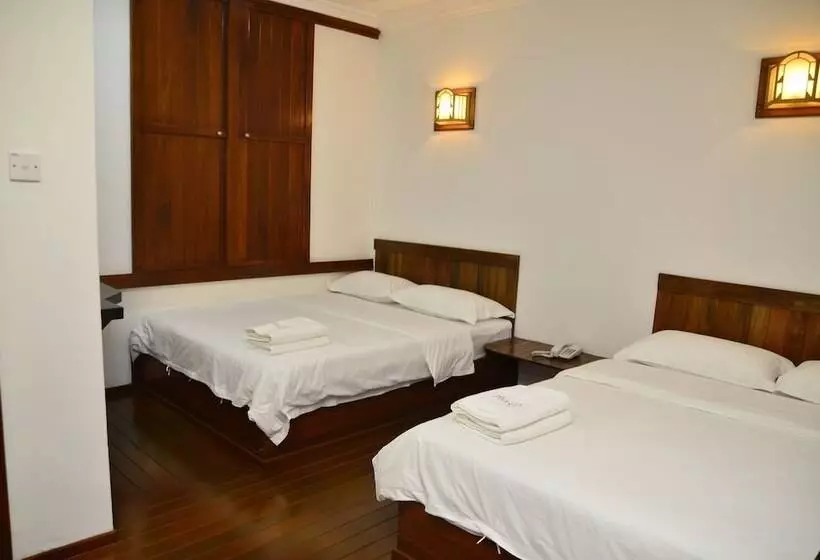 Hotel Five 2