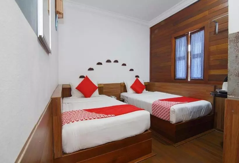 Hotel Five 2