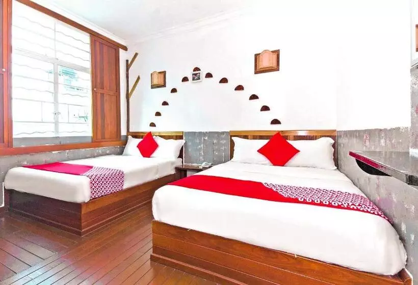 Hotel Five 2