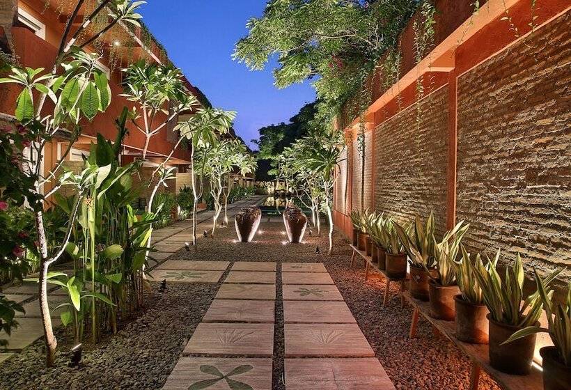 酒店 Pinkcoco Gili Trawangan   Constant Surprises   For Cool Adults Only