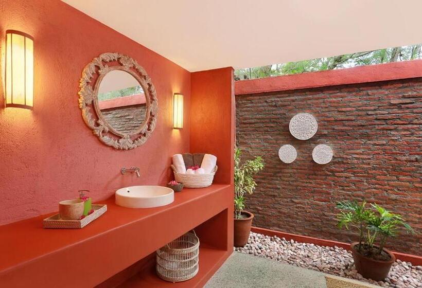 酒店 Pinkcoco Gili Trawangan   Constant Surprises   For Cool Adults Only