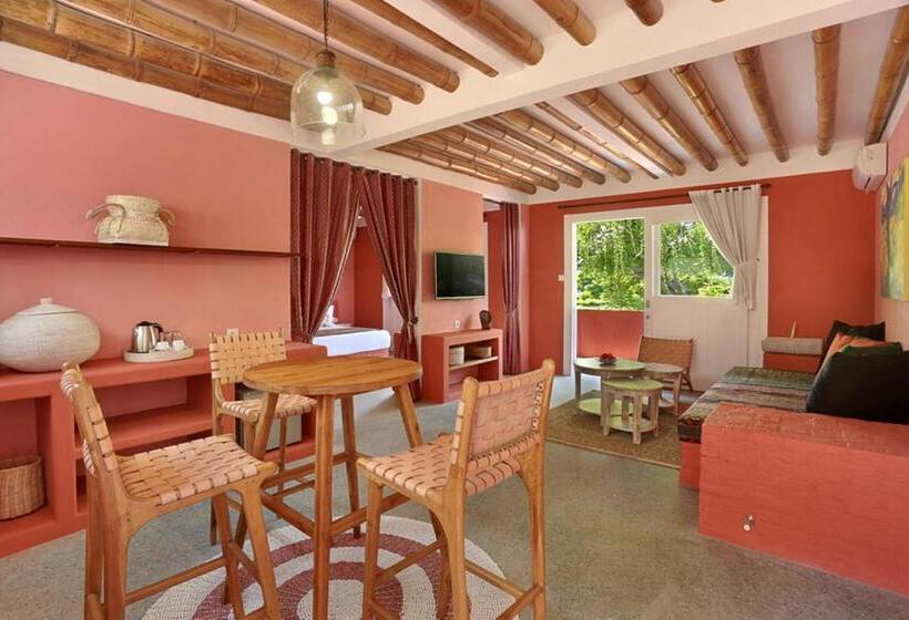 酒店 Pinkcoco Gili Trawangan   Constant Surprises   For Cool Adults Only