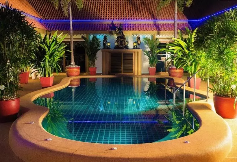 ホテル Siam Court