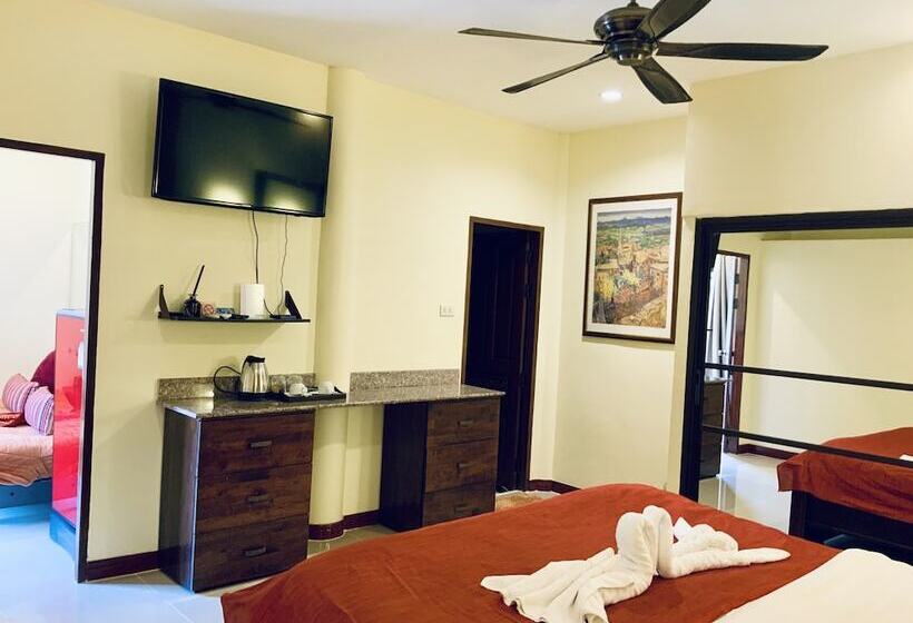 בית מלון כפרי Siam Court