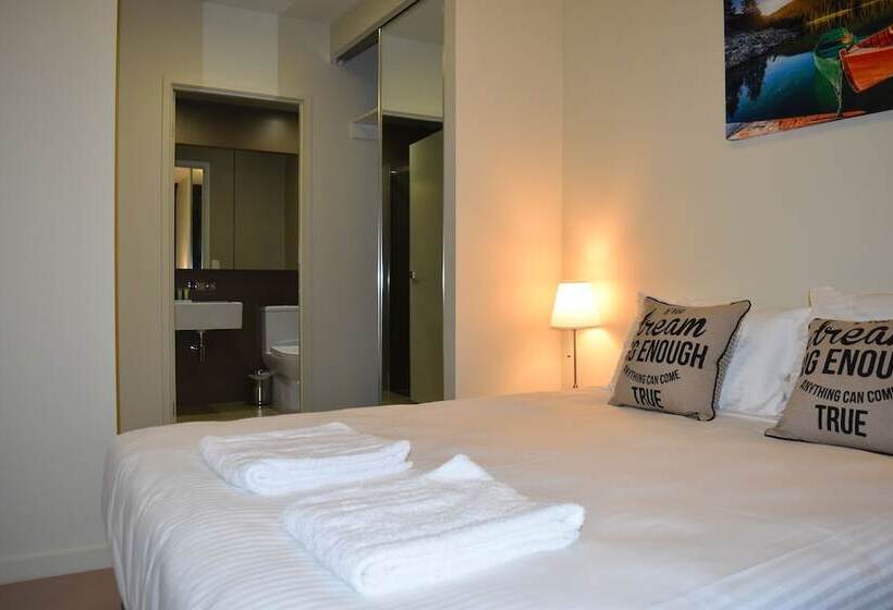 Melbourne Skyhigh Apartments