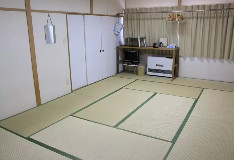 پانسیون Minshuku Akiba