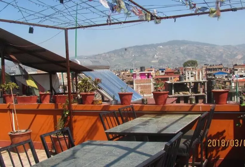 پانسیون Swastik Guest House