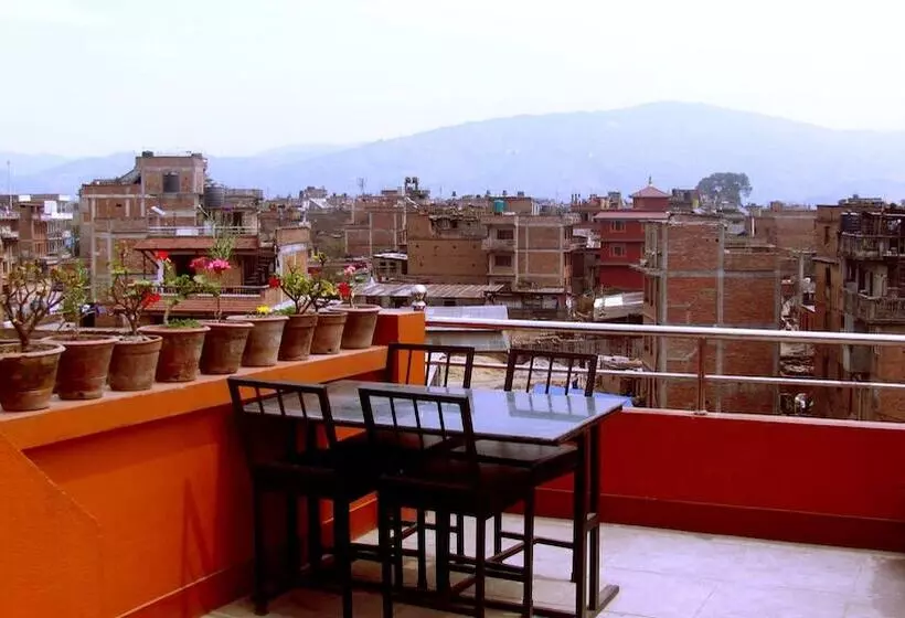پانسیون Swastik Guest House