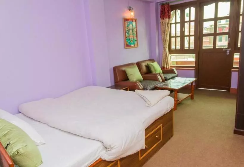 پانسیون Swastik Guest House
