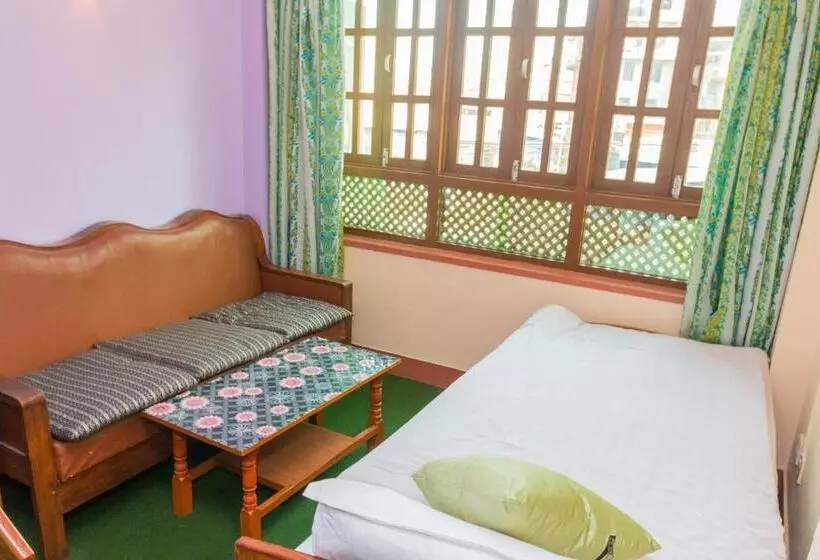 پانسیون Swastik Guest House