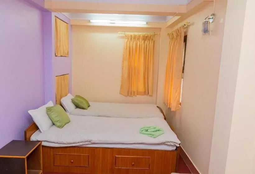 پانسیون Swastik Guest House