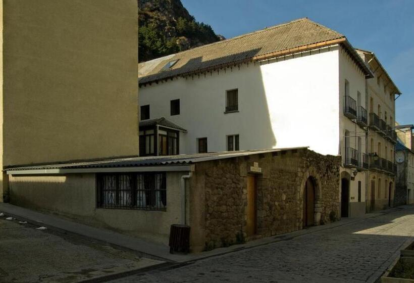 Albergue Refugio Sargantana