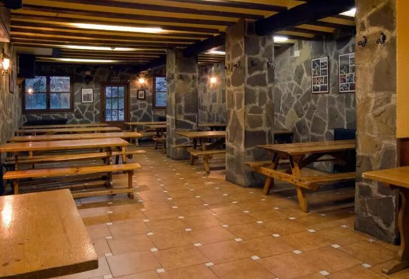 Albergue Refugio Sargantana
