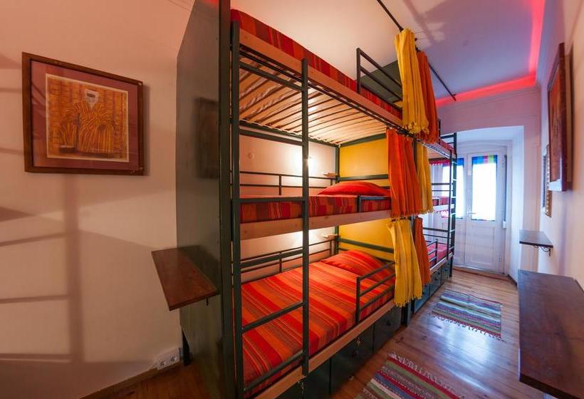 Alushbuna Residence & Hostel