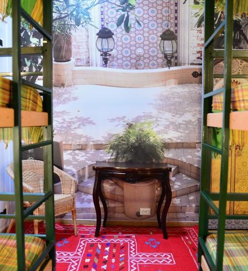 Alushbuna Residence & Hostel