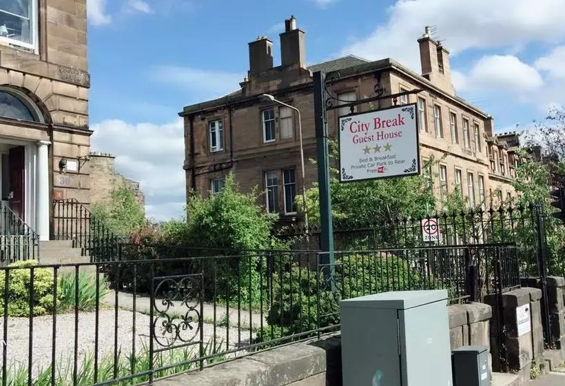 ベッドアンドブレックファースト Edinburgh Travel Guest House