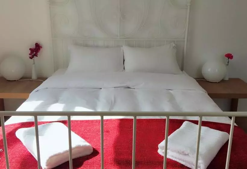 ベッドアンドブレックファースト Edinburgh Travel Guest House