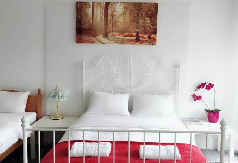 تختخواب و صبحانه Edinburgh Travel Guest House