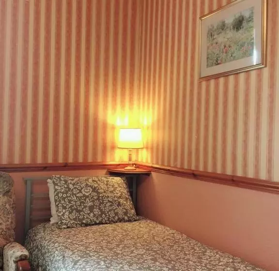 ベッドアンドブレックファースト Edinburgh Travel Guest House