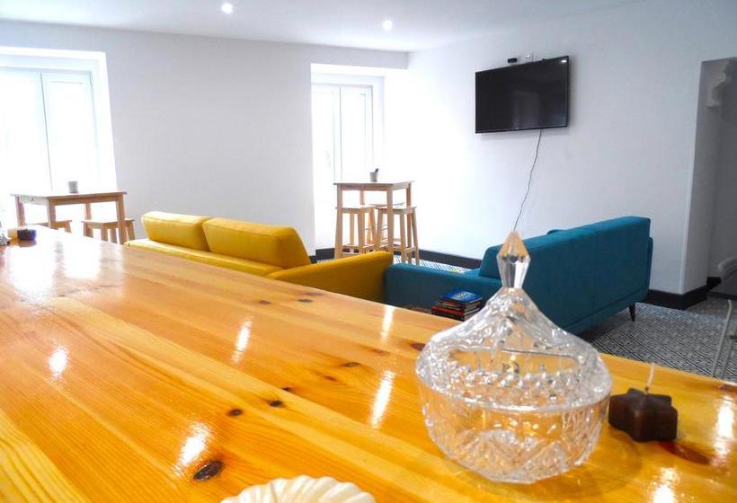 Cascais Home Sweet Hostel