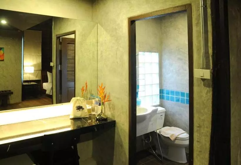 هتل Baansuanramita Resort
