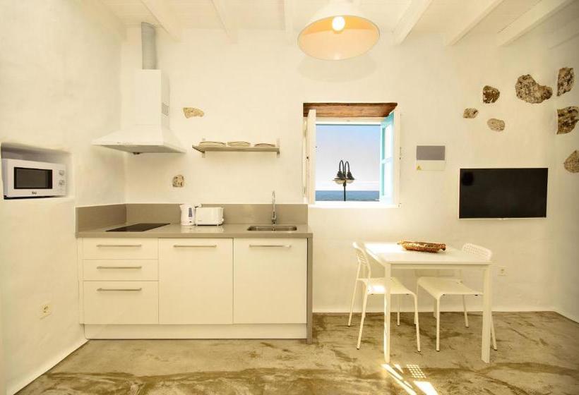 هتل La Casa de Las Salinas