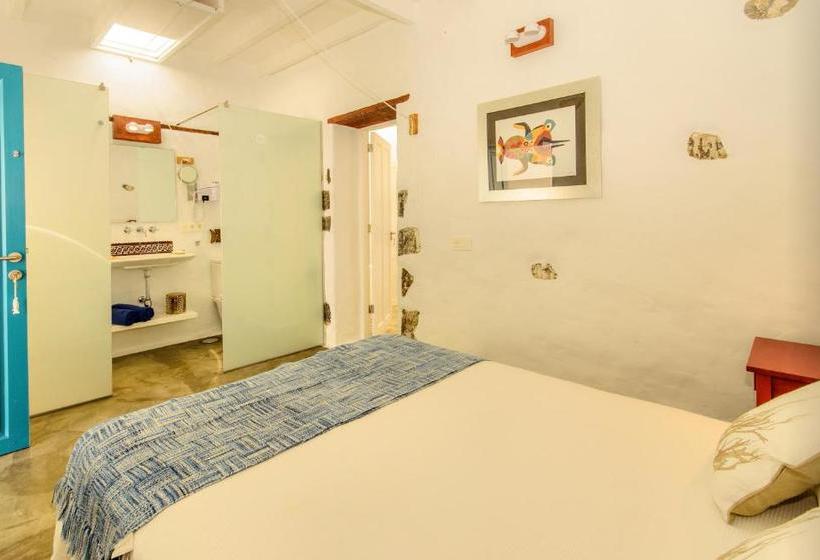 هتل La Casa de Las Salinas