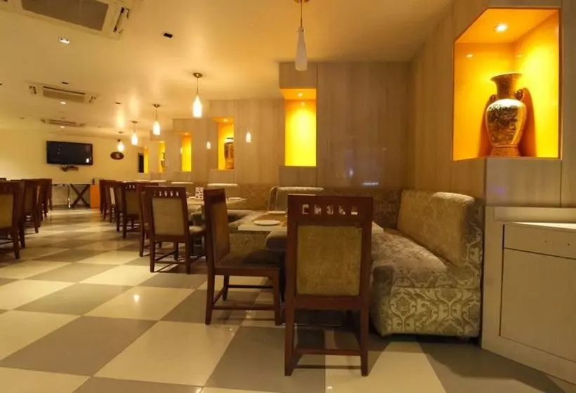 ホテル Samudra Inn