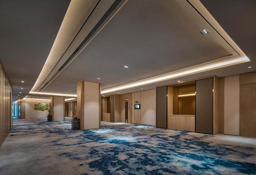 The Qube Hotel Shanghai Hongqiao