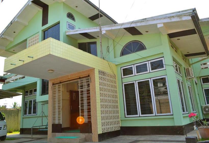 هتل The Rock Villa