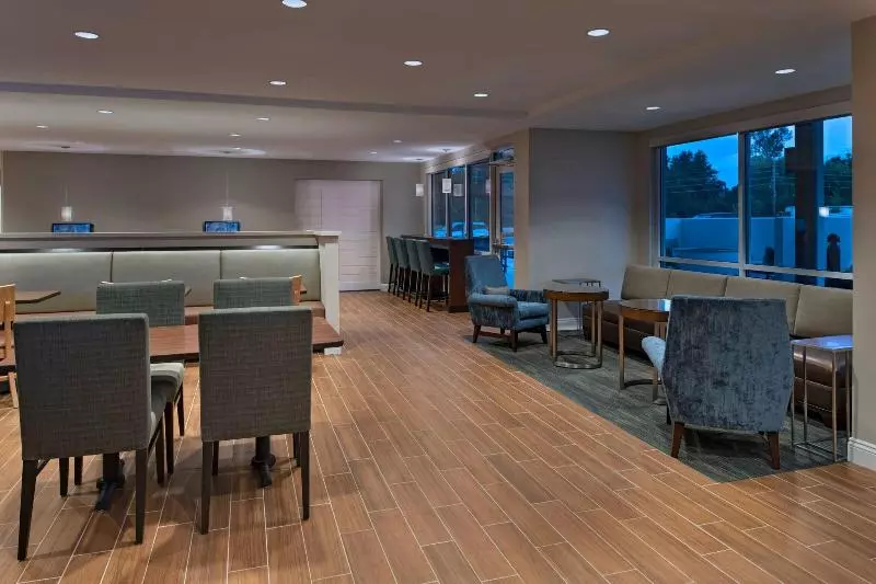 Hotelli Towneplace Suites Lake Charles