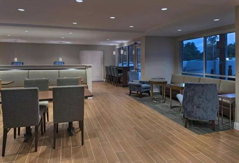 Hotelli Towneplace Suites Lake Charles