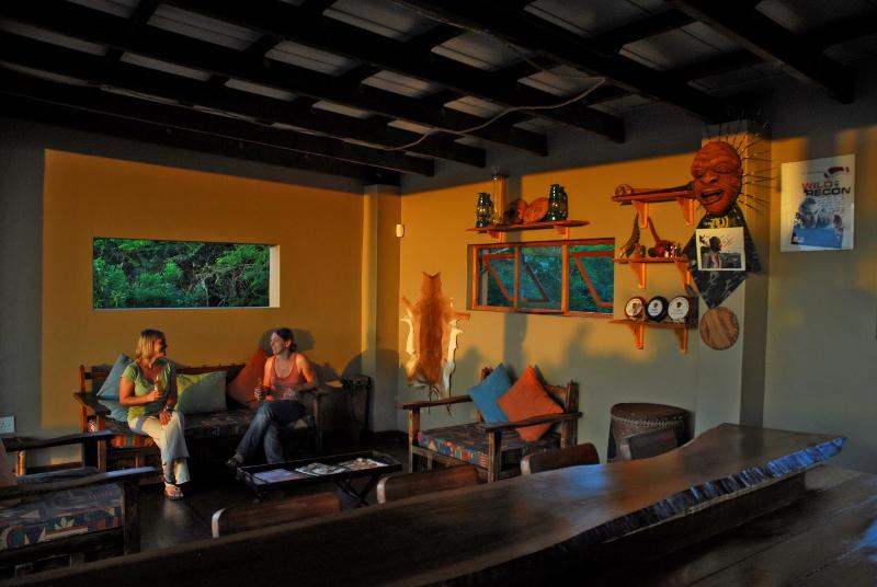 ホテル Umkhumbi Lodge