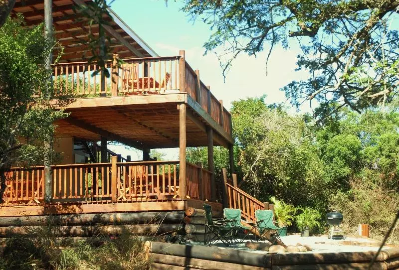 ホテル Umkhumbi Lodge