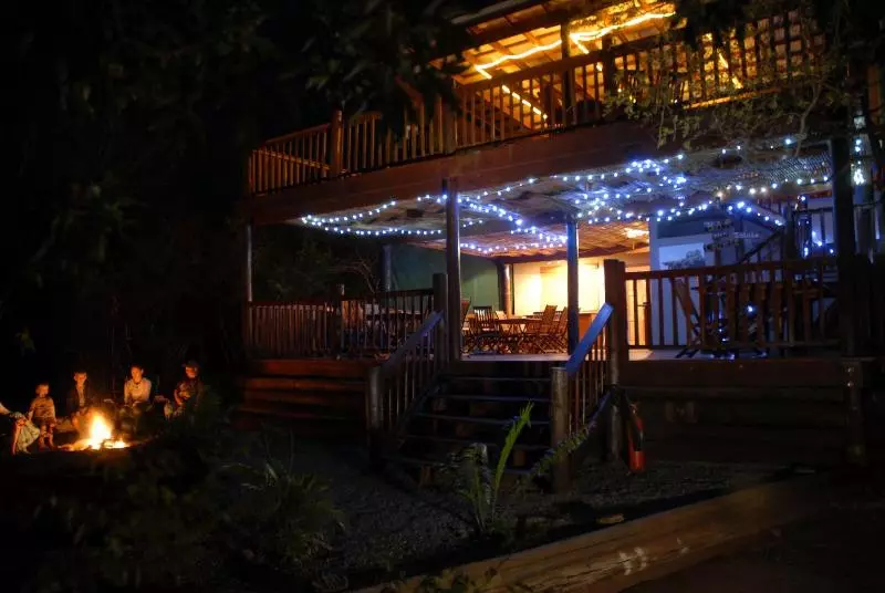 ホテル Umkhumbi Lodge